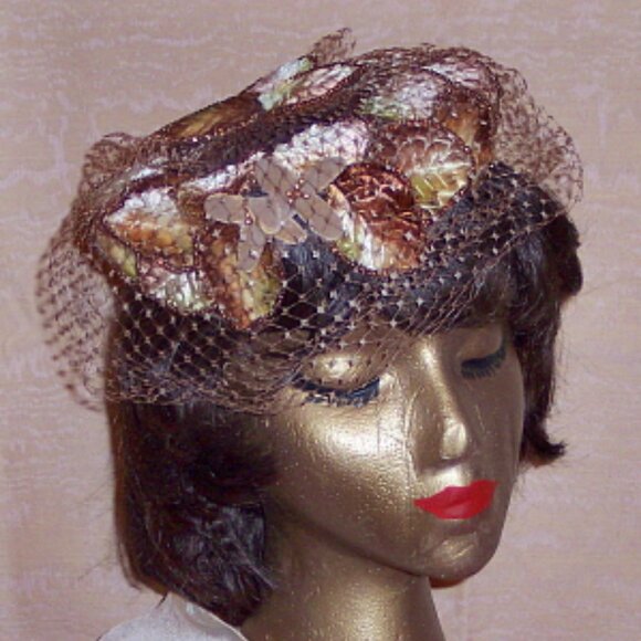 Vintage Original Roberta Bernays Veiled Velvet Leaf Design Cocktail Hat - Picture 4 of 5